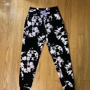 Athleta Balance Jogger, Women’s XS, Black/Purple/White Tie Dye